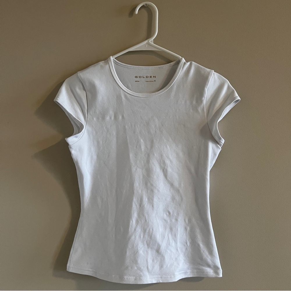 Golden LIFE Essential Capsleeve T-Shirt